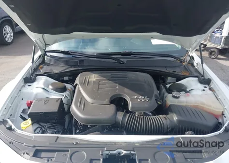 2022 Chrysler 300 Touring из США, поврежденный, VIN 2C3CCAAG3NH268389